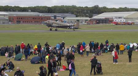 Douglas DC-3